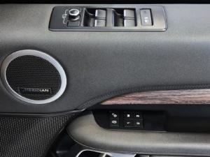 Land Rover Discovery HSE Td6 - Image 24
