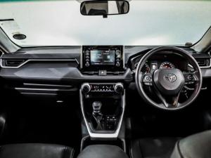 Toyota RAV4 2.0 GX auto - Image 14