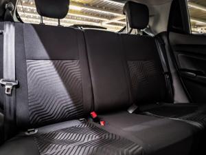 Suzuki Swift 1.2 GLX manual - Image 6