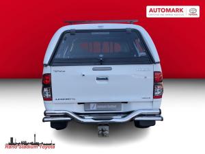 Toyota Hilux 3.0D-4D double cab 4x4 Raider Legend 45 auto - Image 3
