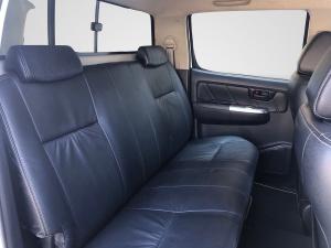 Toyota Hilux 3.0D-4D double cab 4x4 Raider Legend 45 auto - Image 6