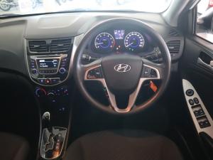 Hyundai Accent sedan 1.6 Fluid auto - Image 12