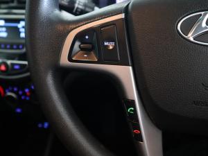 Hyundai Accent sedan 1.6 Fluid auto - Image 24