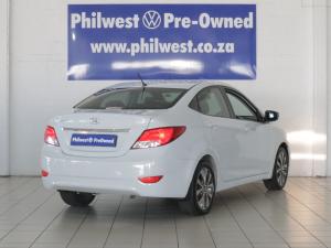 Hyundai Accent sedan 1.6 Fluid auto - Image 4