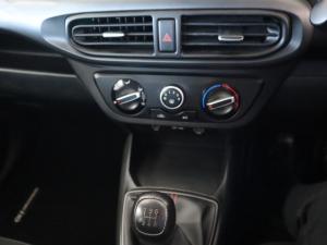 Hyundai Grand i10 1.0 Premium hatch - Image 13