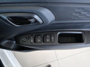 Hyundai Grand i10 1.0 Premium hatch - Image 16