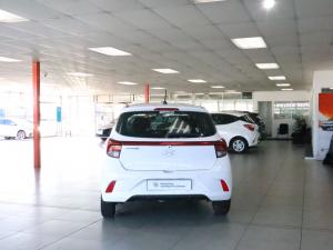 Hyundai Grand i10 1.0 Premium hatch - Image 4