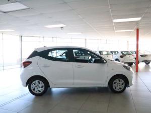 Hyundai Grand i10 1.0 Premium hatch - Image 6