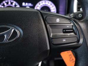 Hyundai Venue 1.0T Motion auto - Image 17