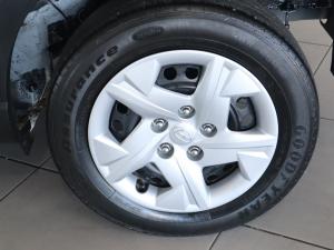 Hyundai Venue 1.0T Motion auto - Image 24