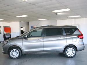 Toyota Rumion 1.5 SX manual - Image 2