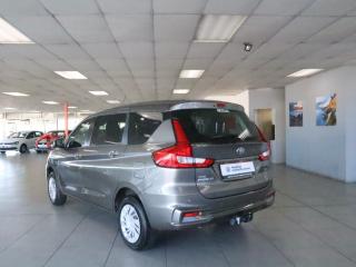 Toyota Rumion 1.5 SX manual