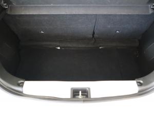 Toyota Vitz 1.0 XR manual - Image 17