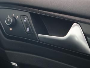 Volkswagen Golf GTI - Image 27