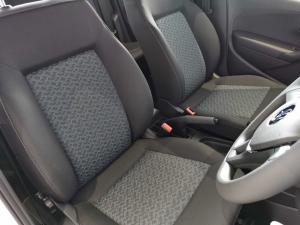 Volkswagen Polo Vivo hatch 1.4 Life - Image 16