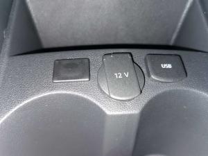Volkswagen Polo Vivo hatch 1.6 Life - Image 9