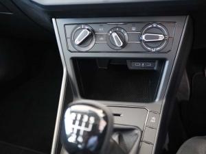 Volkswagen Polo hatch 1.0TSI - Image 13