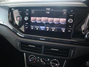 Volkswagen Polo hatch 1.0TSI Life manual - Image 11