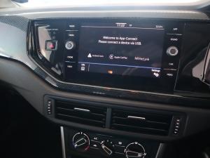 Volkswagen Polo hatch 1.0TSI Life manual - Image 13