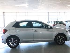 Volkswagen Polo hatch 1.0TSI Life manual - Image 6