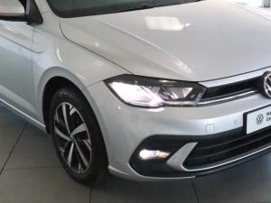 Volkswagen Polo hatch 1.0TSI Life manual - Image 9