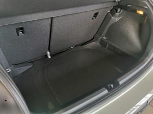 Volkswagen Polo hatch 1.0TSI Life manual - Image 13