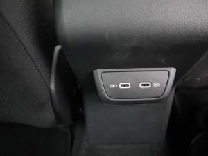 Volkswagen Polo hatch 1.0TSI Life auto - Image 12