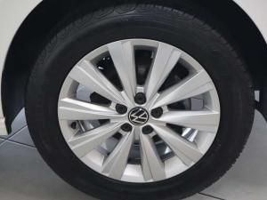 Volkswagen Polo sedan 1.6 Life manual - Image 26