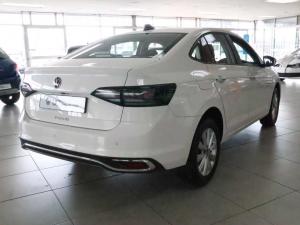 Volkswagen Polo sedan 1.6 Life manual - Image 5
