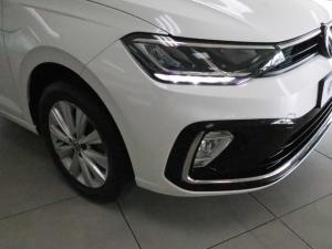 Volkswagen Polo sedan 1.6 Life manual - Image 9