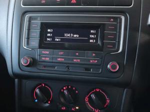 Volkswagen Polo Vivo hatch 1.4 Comfortline - Image 17