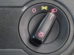 Volkswagen Polo Vivo hatch 1.4 Comfortline - Image 20