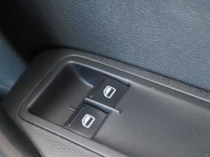 Volkswagen Polo Vivo hatch 1.4 Comfortline - Image 21