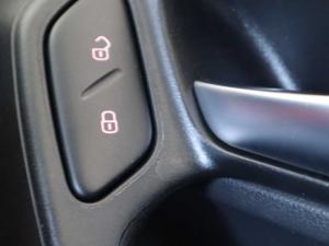 Volkswagen Polo Vivo hatch 1.4 Trendline - Image 15