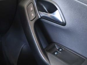 Volkswagen Polo Vivo hatch 1.4 Trendline - Image 10