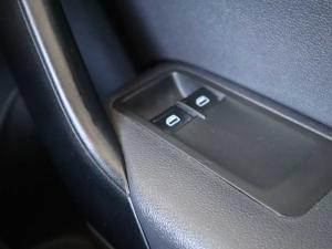 Volkswagen Polo Vivo hatch 1.4 Trendline - Image 16