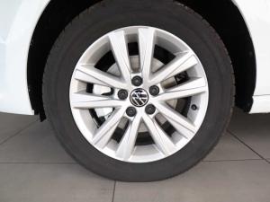 Volkswagen Polo Vivo hatch 1.6 Comfortline auto - Image 23