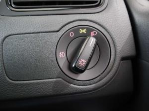 Volkswagen Polo Vivo hatch 1.6 Comfortline auto - Image 10