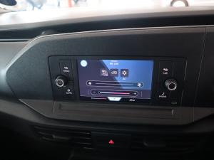 Volkswagen Caddy Maxi Kombi 2.0TDI - Image 11