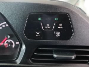 Volkswagen Caddy Maxi Kombi 2.0TDI - Image 16