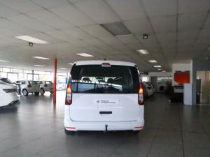 Volkswagen Caddy Maxi Kombi 2.0TDI - Image 4