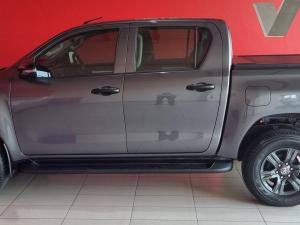 Toyota Hilux 2.4GD-6 double cab Raider auto - Image 9