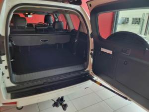Toyota Land Cruiser Prado 2.8GD VX-L - Image 9
