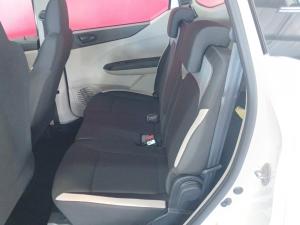 Renault Triber 1.0 Life - Image 10