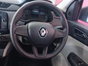 Renault Triber 1.0 Life - Image 12