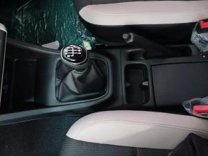 Renault Triber 1.0 Zen manual - Image 19