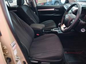 Toyota Hilux 2.8GD-6 double cab Raider auto - Image 11