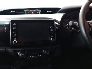 Toyota Hilux 2.8GD-6 double cab Raider auto - Image 15