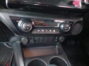 Toyota Hilux 2.8GD-6 double cab Raider auto - Image 18