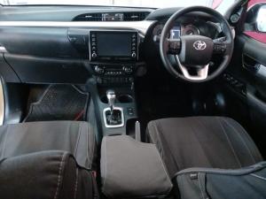 Toyota Hilux 2.8GD-6 double cab Raider auto - Image 8
